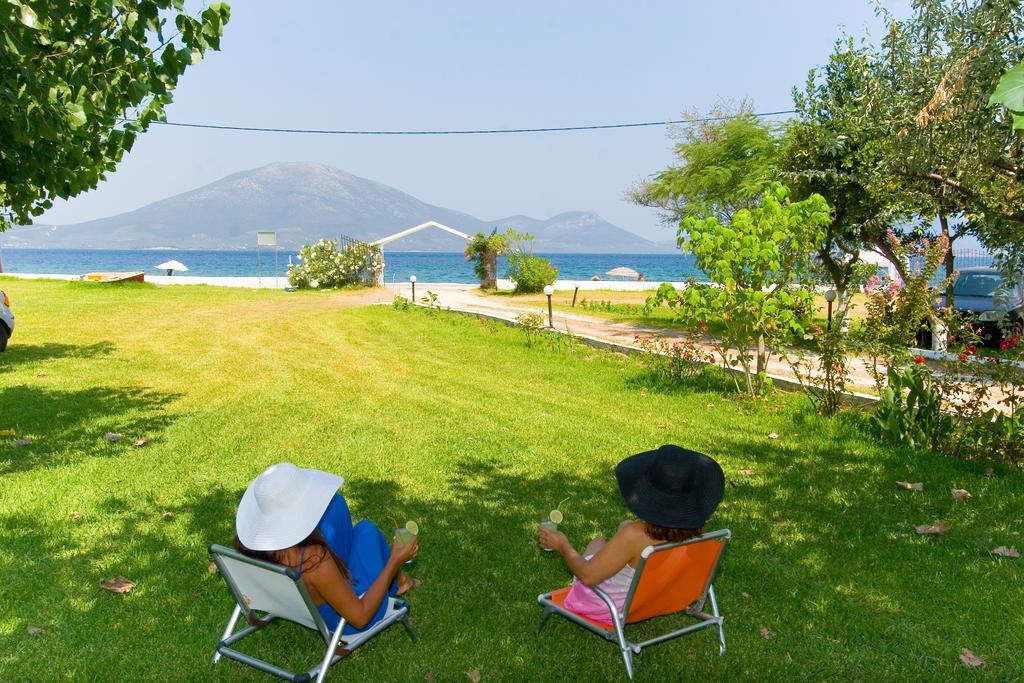 Apartments Skardoutsou Agiokampos (Evia) Exterior foto
